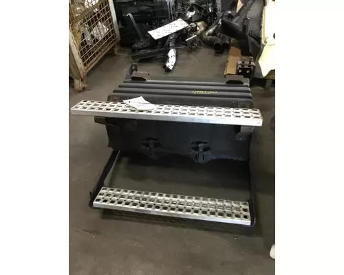 VOLVO VNM BATTERY BOX