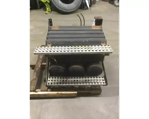 VOLVO VNM BATTERY BOX