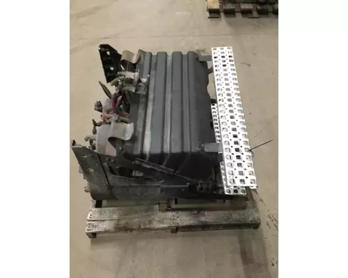 VOLVO VNM BATTERY BOX