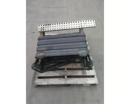 VOLVO VNM BATTERY BOX