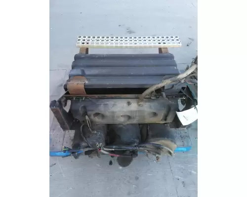 VOLVO VNM BATTERY BOX