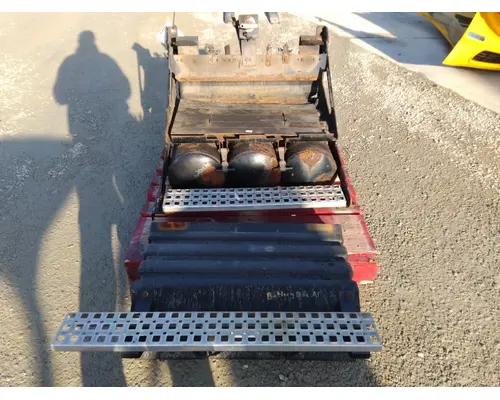 VOLVO VNM BATTERY BOX