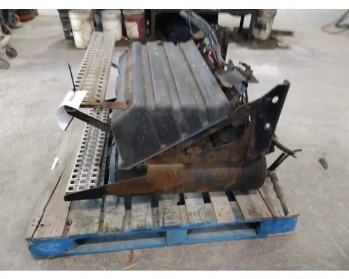 VOLVO VNM BATTERY BOX