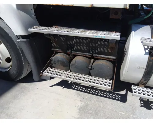 VOLVO VNM BATTERY BOX
