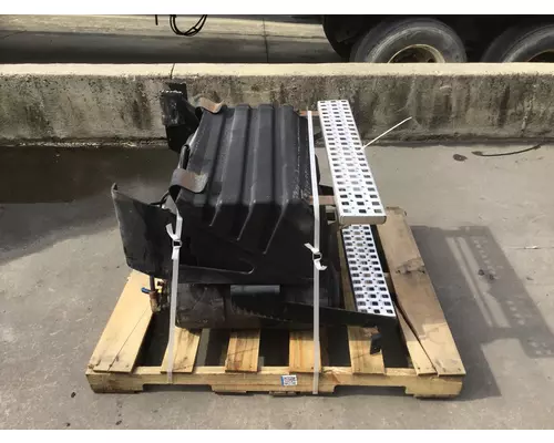 VOLVO VNM BATTERY BOX