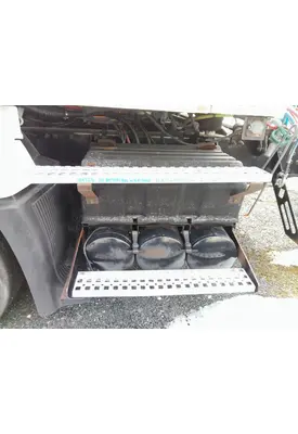 VOLVO VNM BATTERY BOX