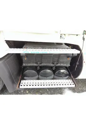 VOLVO VNM BATTERY BOX