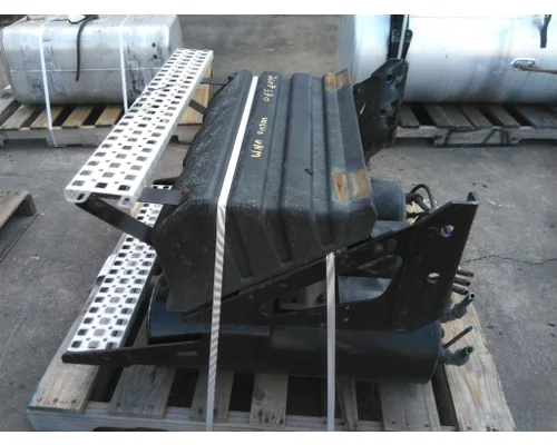 VOLVO VNM BATTERY BOX