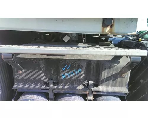 VOLVO VNM BATTERY BOX