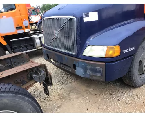 VOLVO VNM BUMPER ASSEMBLY, FRONT