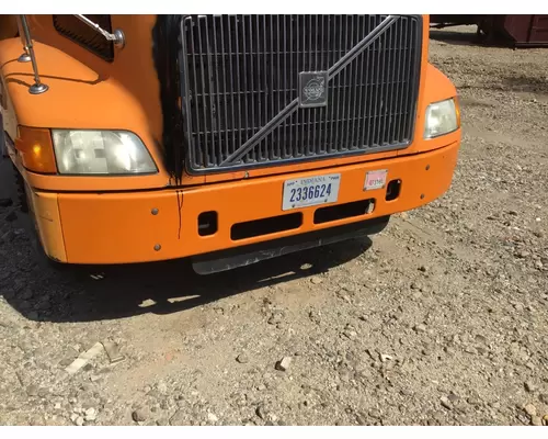 VOLVO VNM BUMPER ASSEMBLY, FRONT