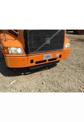 VOLVO VNM BUMPER ASSEMBLY, FRONT