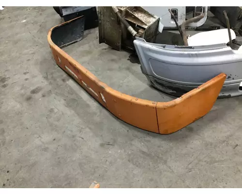 VOLVO VNM BUMPER ASSEMBLY, FRONT