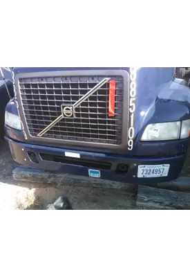 VOLVO VNM BUMPER ASSEMBLY, FRONT