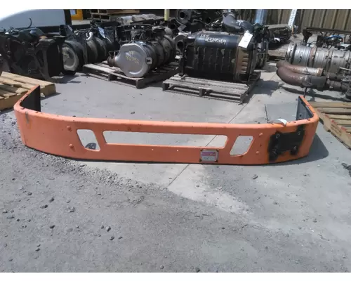 VOLVO VNM BUMPER ASSEMBLY, FRONT