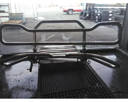 VOLVO VNM BUMPER BRUSH GUARD