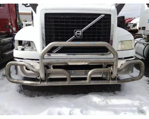 VOLVO VNM BUMPER BRUSH GUARD
