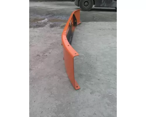 VOLVO VNM BUMPER CENTER