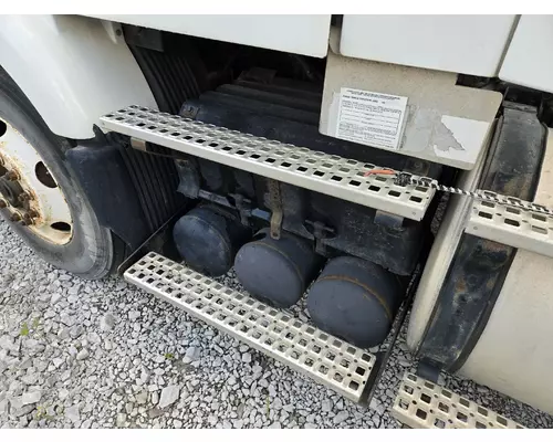 VOLVO VNM Battery BoxTray