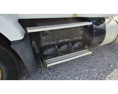 VOLVO VNM Battery BoxTray