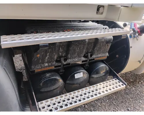 VOLVO VNM Battery Box