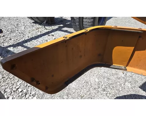 VOLVO VNM Bumper Assembly, Front