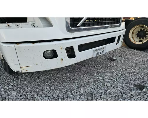 VOLVO VNM Bumper Assembly, Front