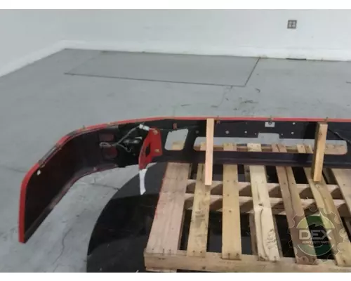 VOLVO VNM Bumper Assembly, Front