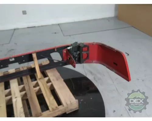 VOLVO VNM Bumper Assembly, Front