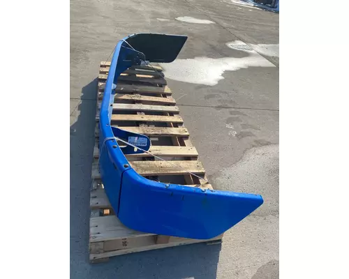 VOLVO VNM Bumper Assembly, Front