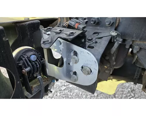 VOLVO VNM Bumper Bracket, Front