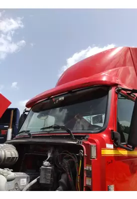 VOLVO VNM CAB CLIP