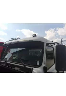 VOLVO VNM CAB CLIP