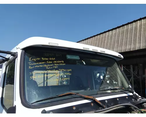 VOLVO VNM CAB CLIP