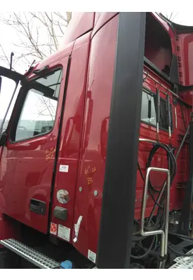 VOLVO VNM CAB EXTENSION