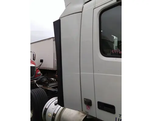 VOLVO VNM CAB EXTENSION