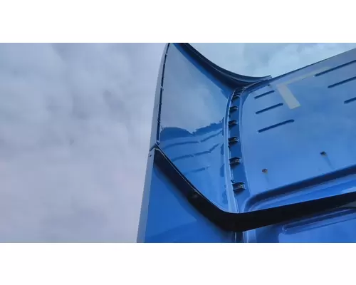 VOLVO VNM CAB EXTENSION