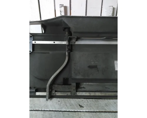 VOLVO VNM CAB SKIRTSIDE FAIRING