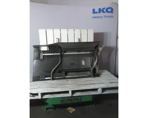 VOLVO VNM CAB SKIRTSIDE FAIRING