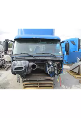 VOLVO VNM CAB