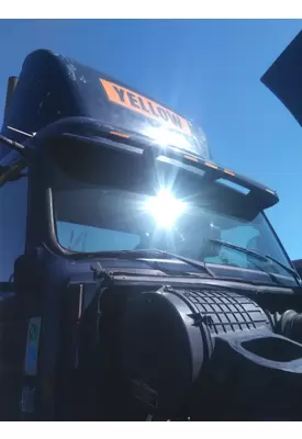 VOLVO VNM CAB