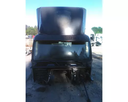 VOLVO VNM CAB