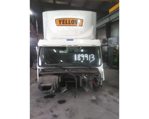 VOLVO VNM CAB