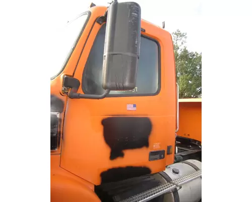 VOLVO VNM CAB