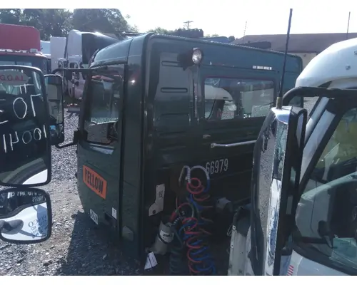 VOLVO VNM CAB