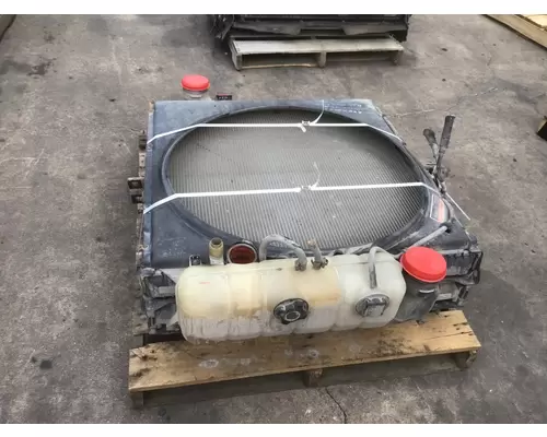 VOLVO VNM COOLING ASSEMBLY (RAD, COND, ATAAC)