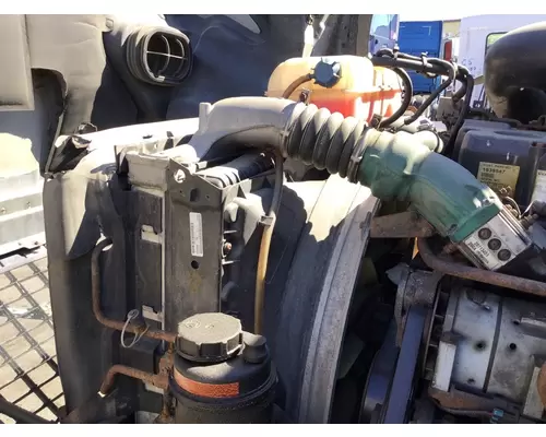 VOLVO VNM COOLING ASSEMBLY (RAD, COND, ATAAC)