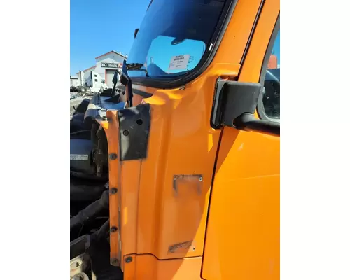 VOLVO VNM COWL