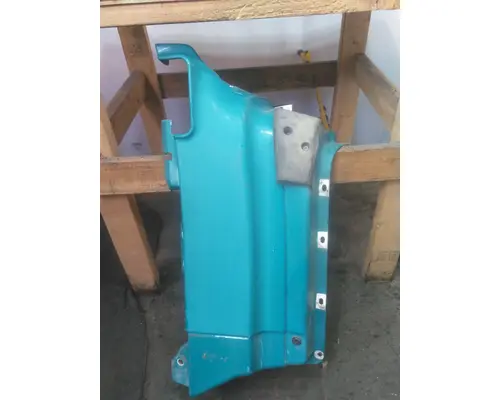 VOLVO VNM COWL