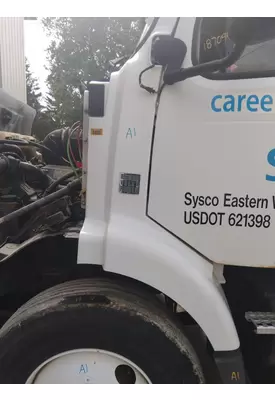 VOLVO VNM COWL